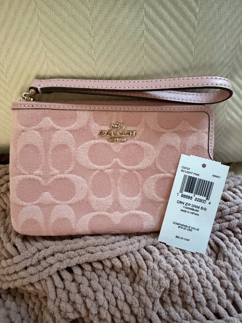 Coach Pink Signature C's Denim Wristlet NWT CDF27 Sold Out!